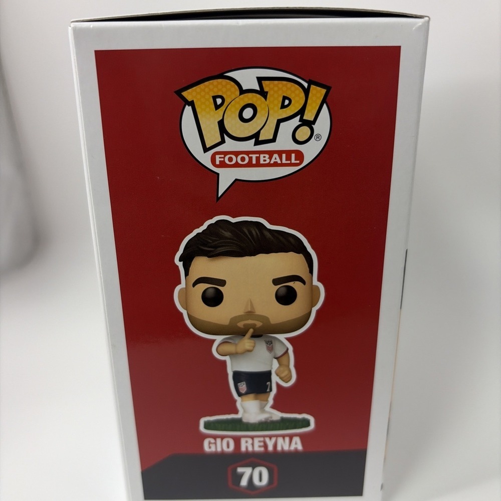 GIO REYNA - USA World Cup 2026 - Funko Pop! Football #70 Figure NEW - Picture 5 of 7